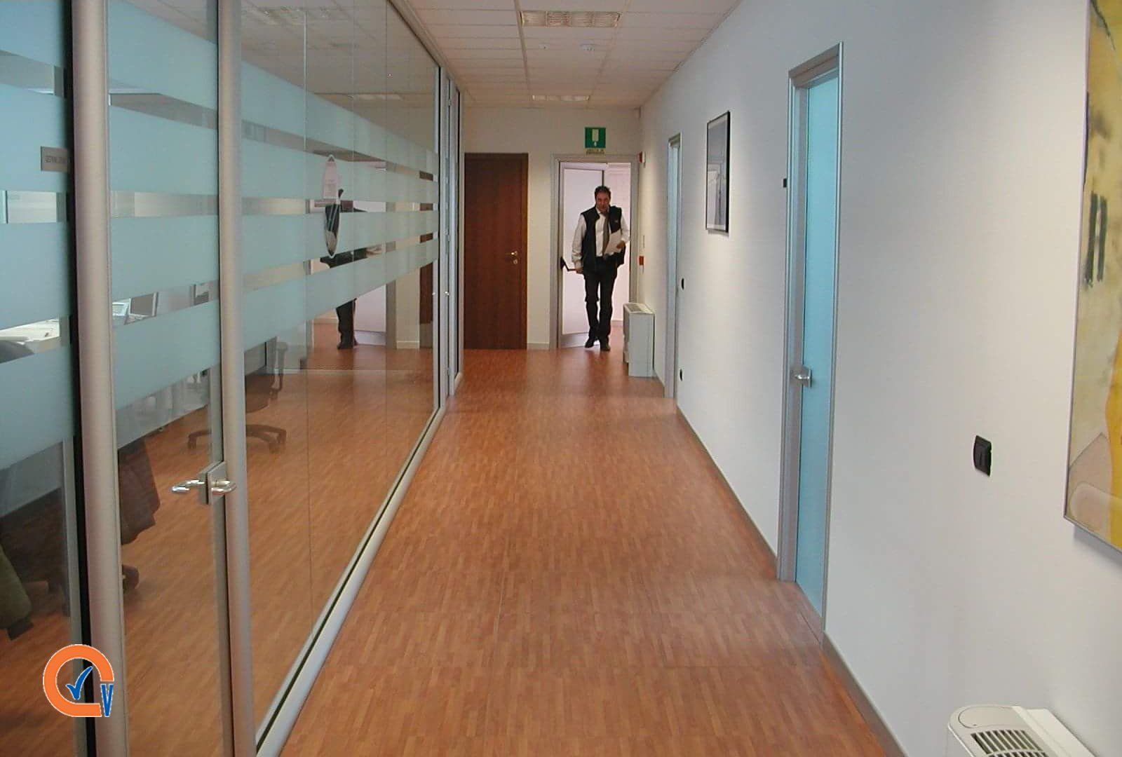 parete in vetro per uffici