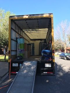 Moving truck