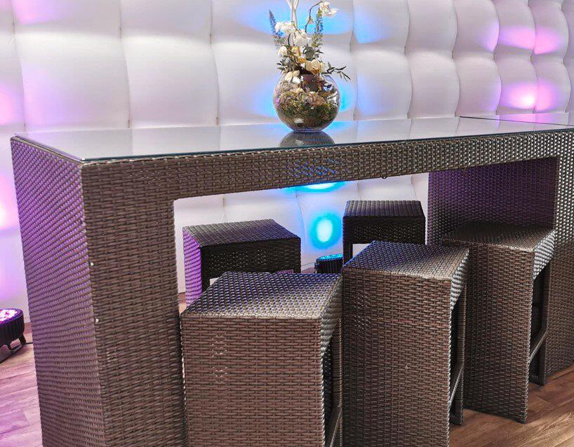 set de table et chaises