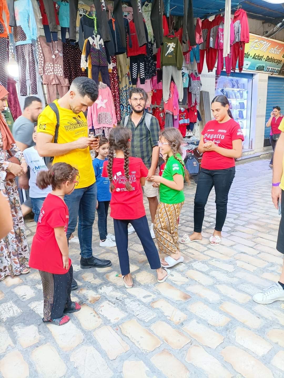 consegna maglie Olimpiadi Victoria 2024