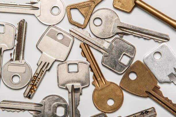 CERRAJERÍA DOMÍNGUEZ -  LLAVES DE CALIDAD