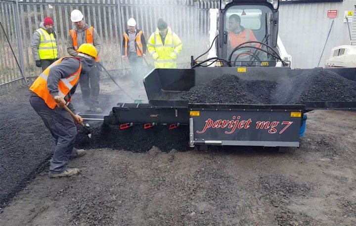 Workers — Canton, MI — Hard Top Paving & Sealcoating