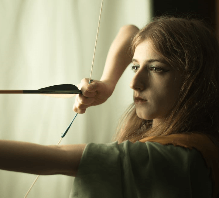 Rebecca Minty Delph representing Artemis.