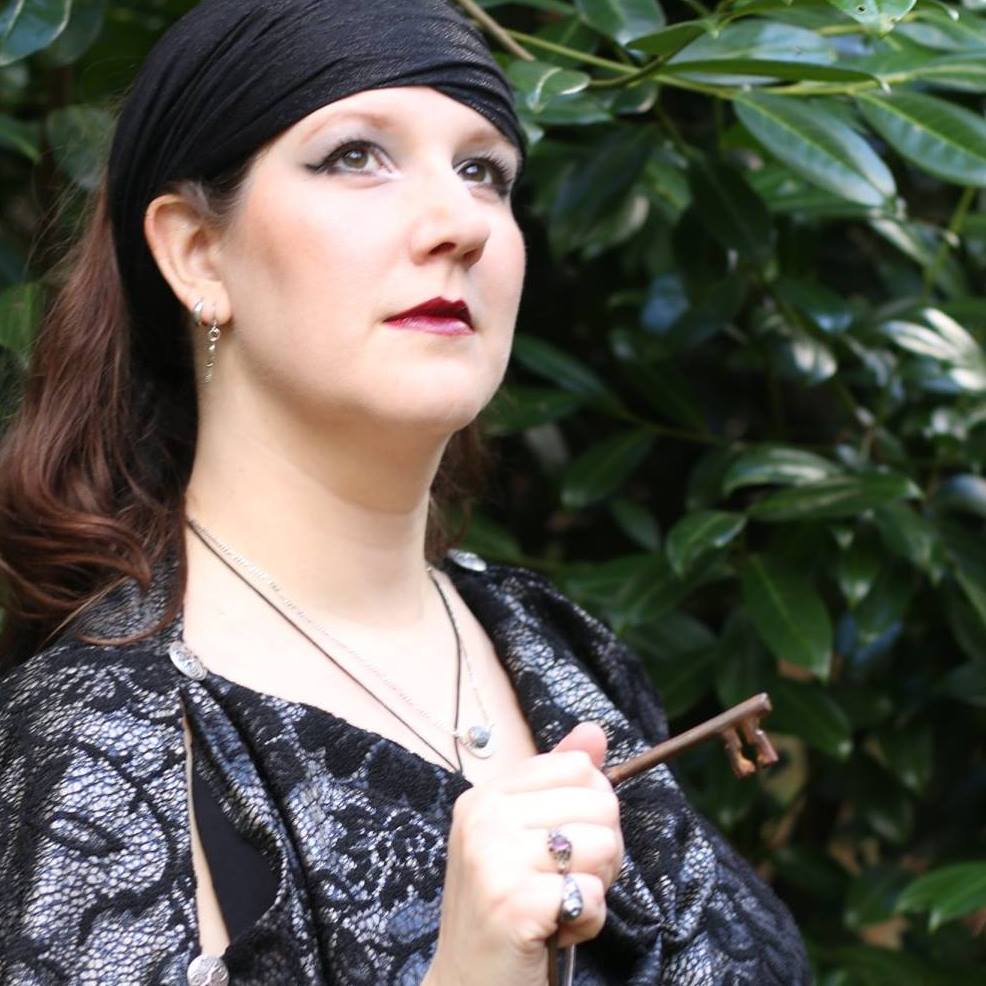 Mary Malinski, representing Hekate.