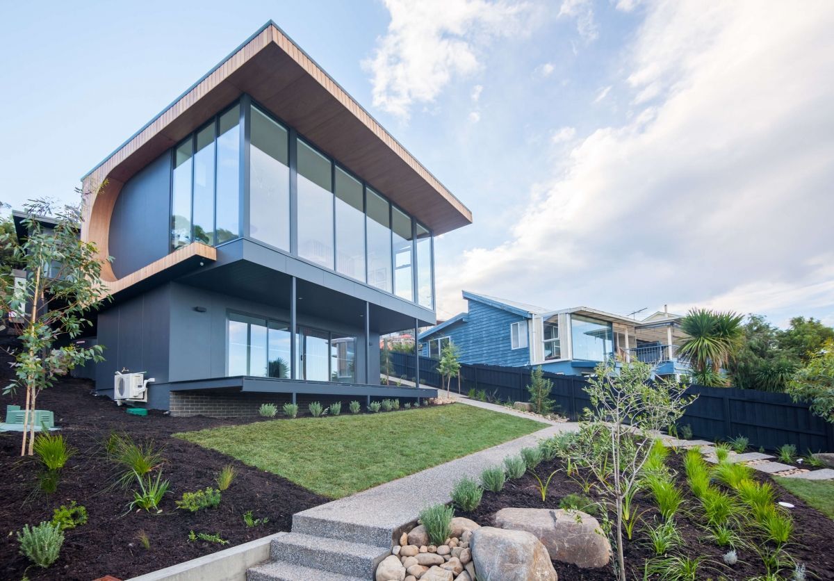 Exterior View of Custom Home | Glenorchy, TAS | McKay Timber