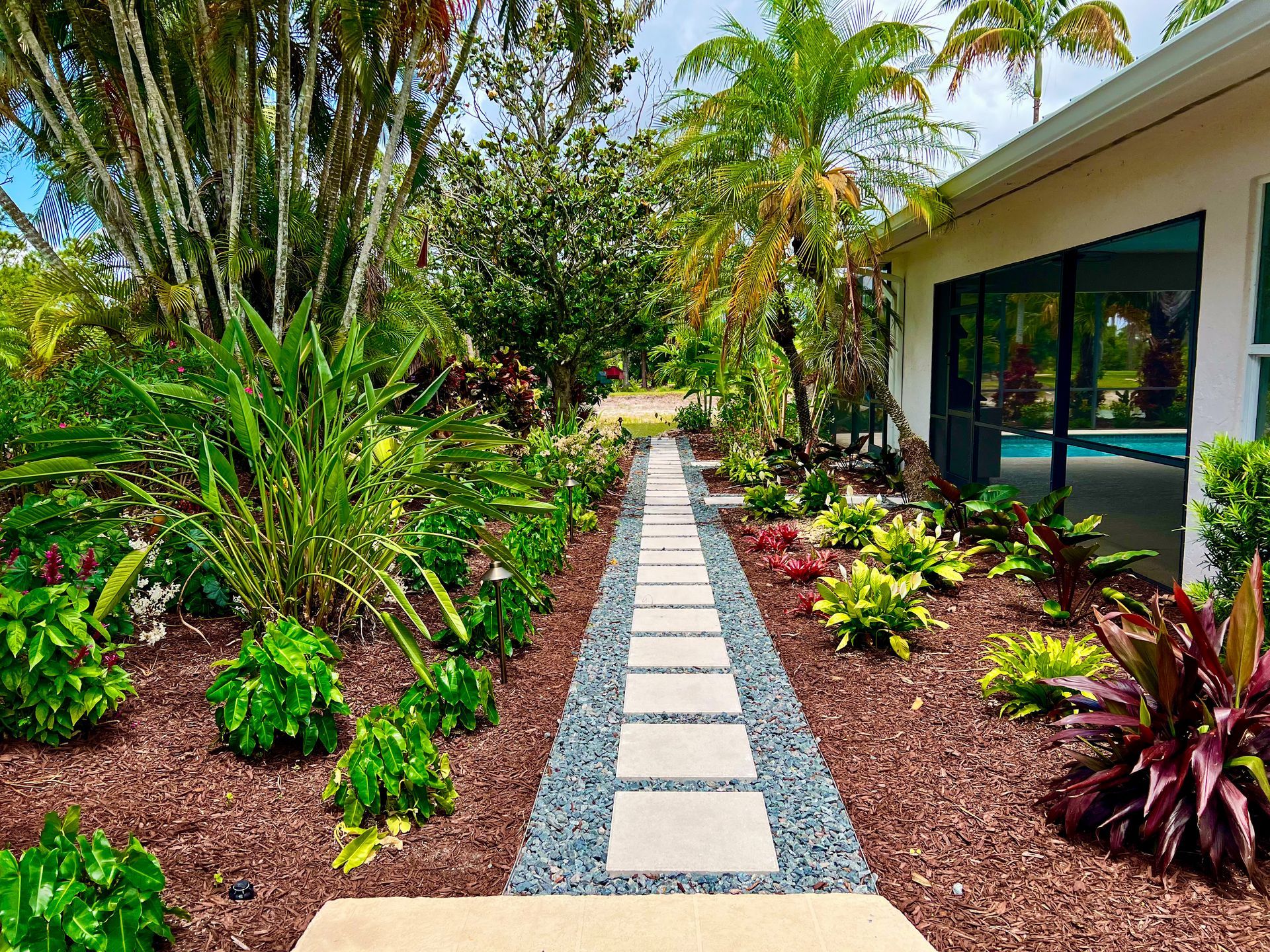 Clean Contemporary Landscape Design
