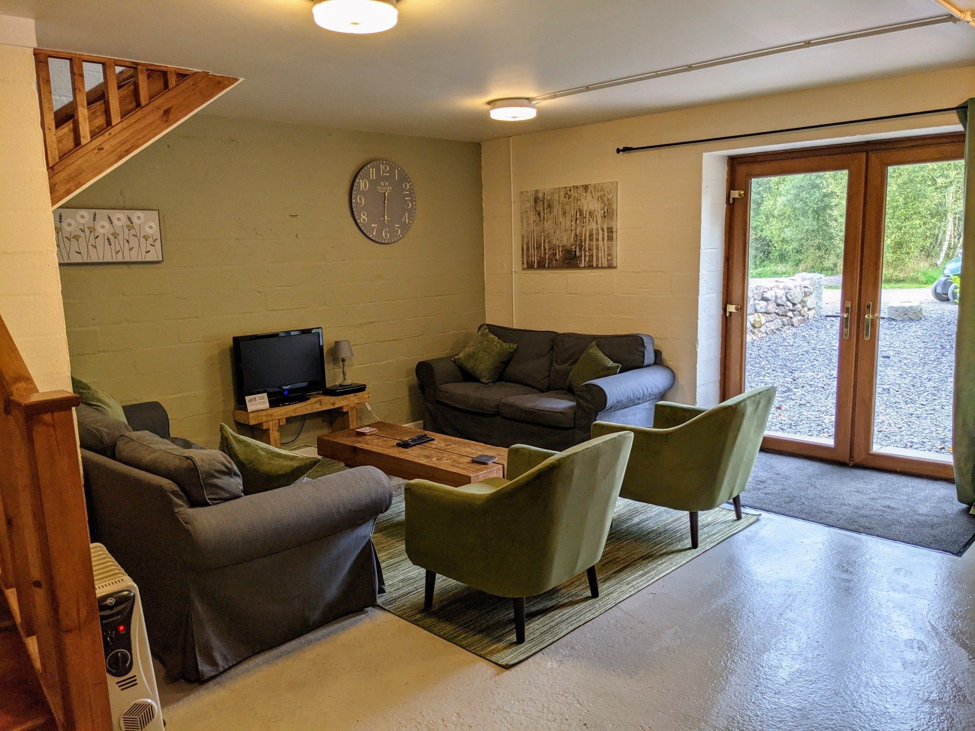 Bothy 1 Lounge looking over to the kitchen