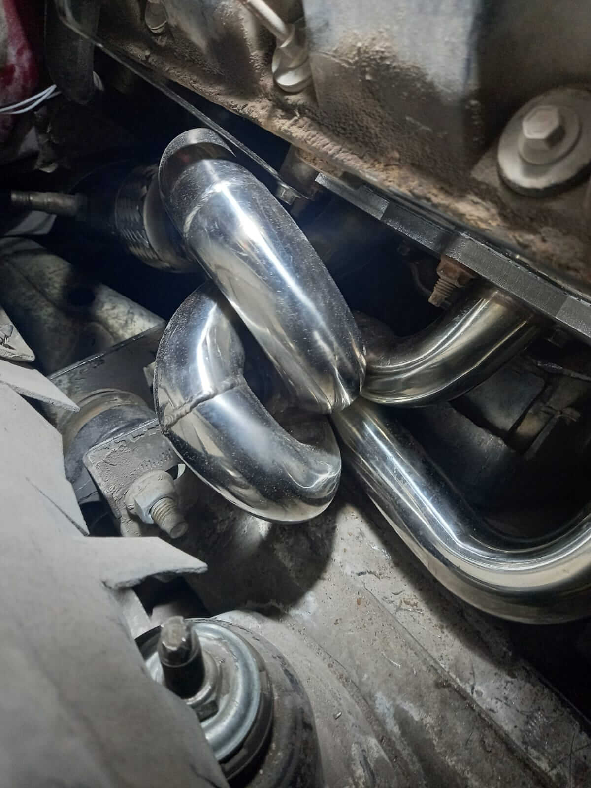 MOFLES Y TAPICERÍA MB - JUNTAS DE ESCAPES