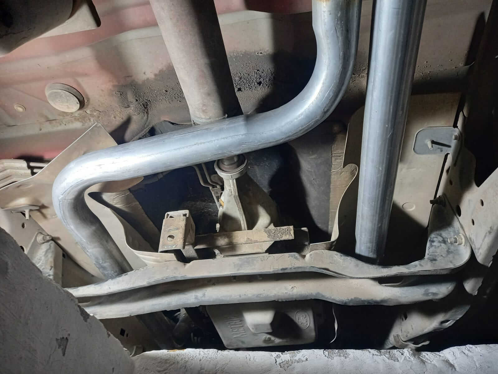 MOFLES Y TAPICERÍA MB - SOPORTES