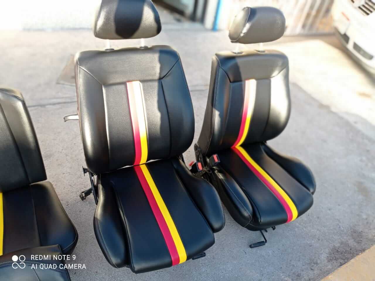 MOFLES Y TAPICERÍA MB  -  ASIENTOS DEPORTIVOS