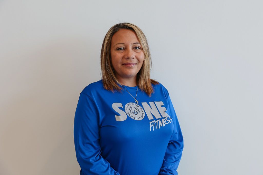 Woman wearing a blue