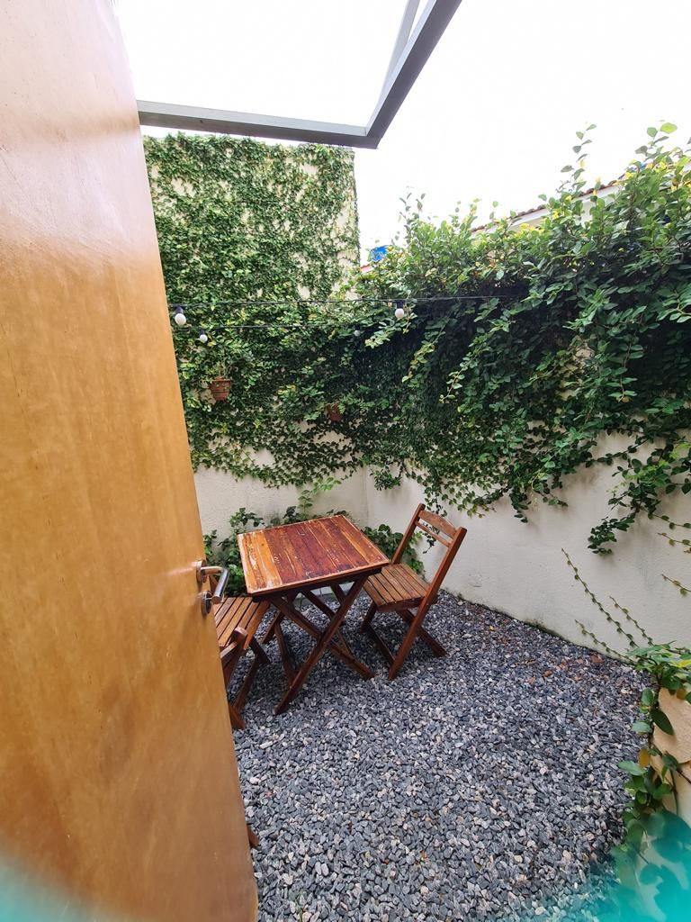 QUÁDRUPLO DELUXE COM VARANDA