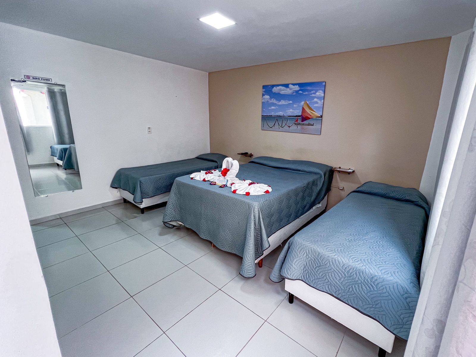 QUÁDRUPLO DELUXE COM VARANDA