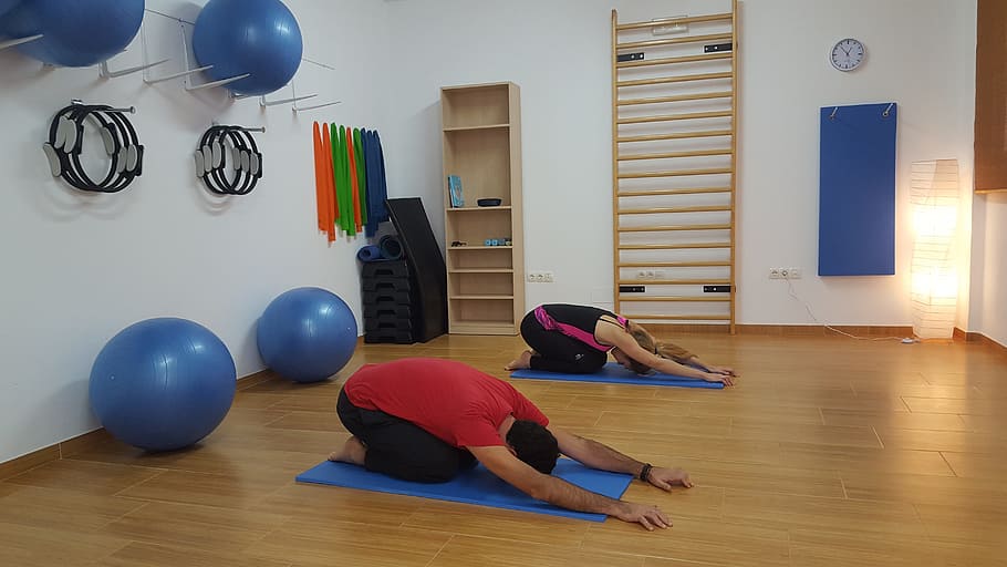 yoga-stretches-at-home-fitness-plan