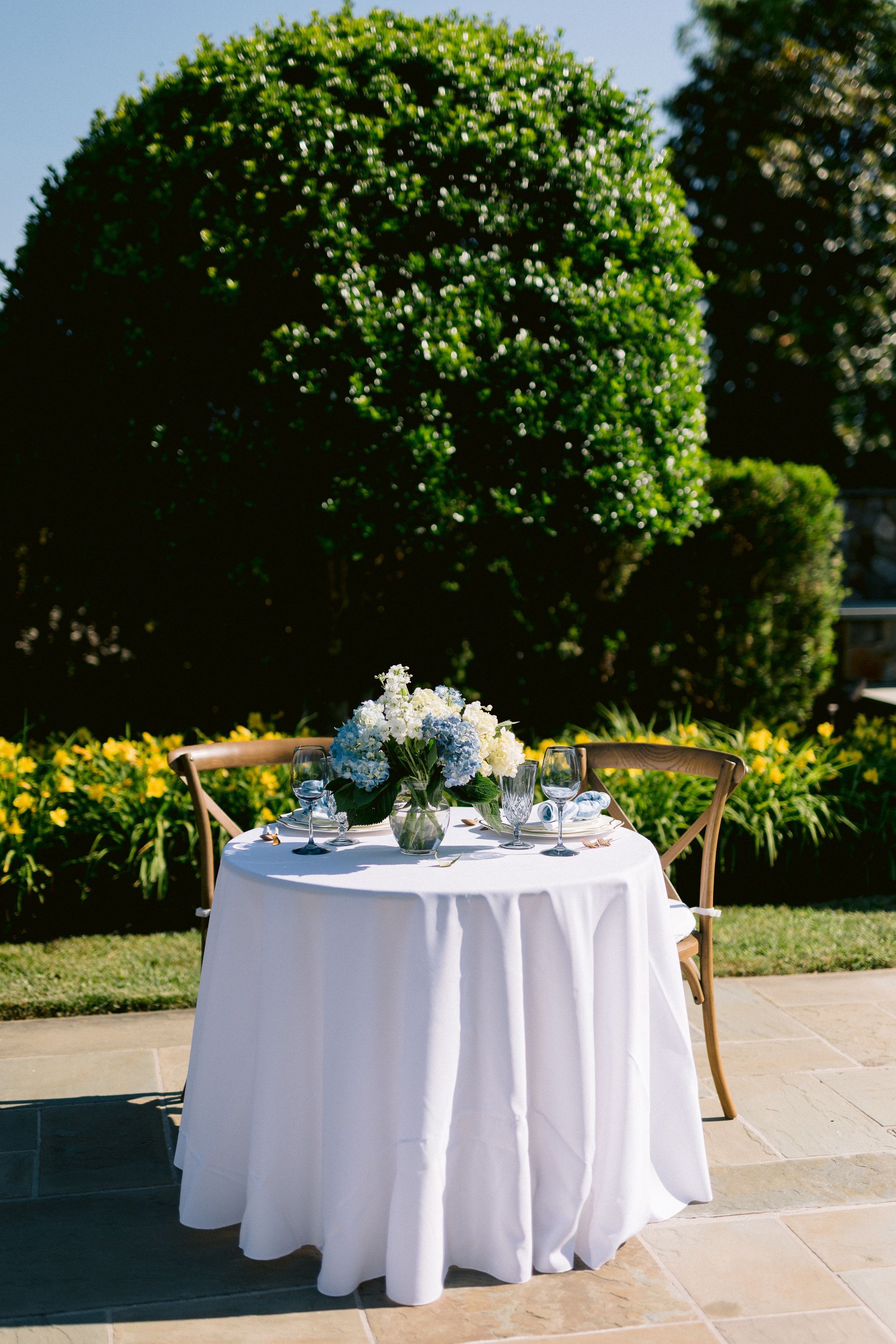 SWEETHEART-TABLE-INCLUDED