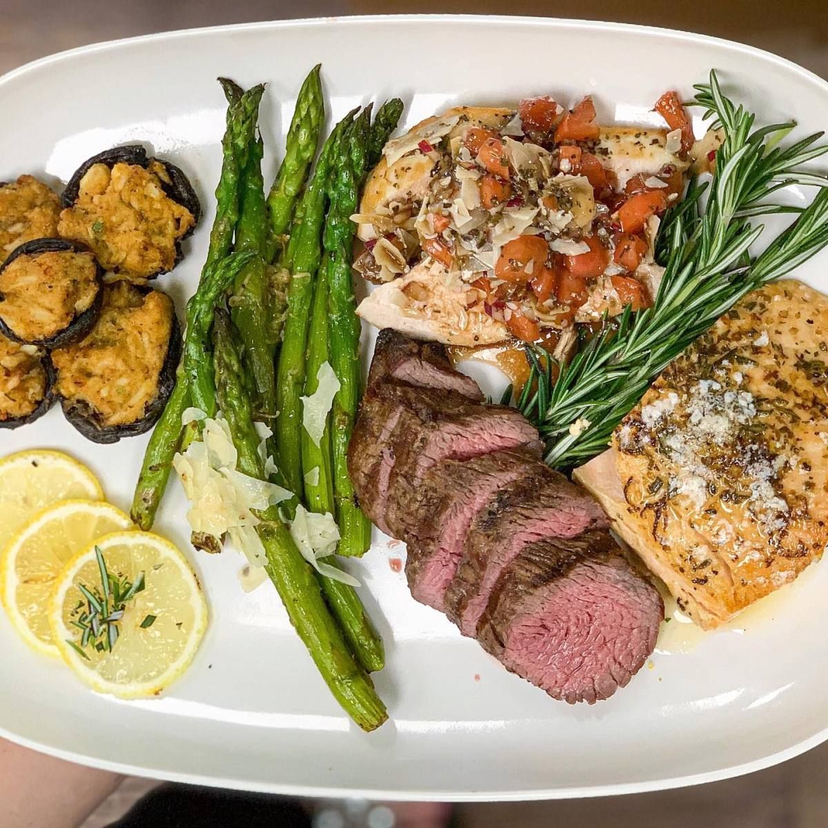 EAT-KITHCHEN-AND-CATERING