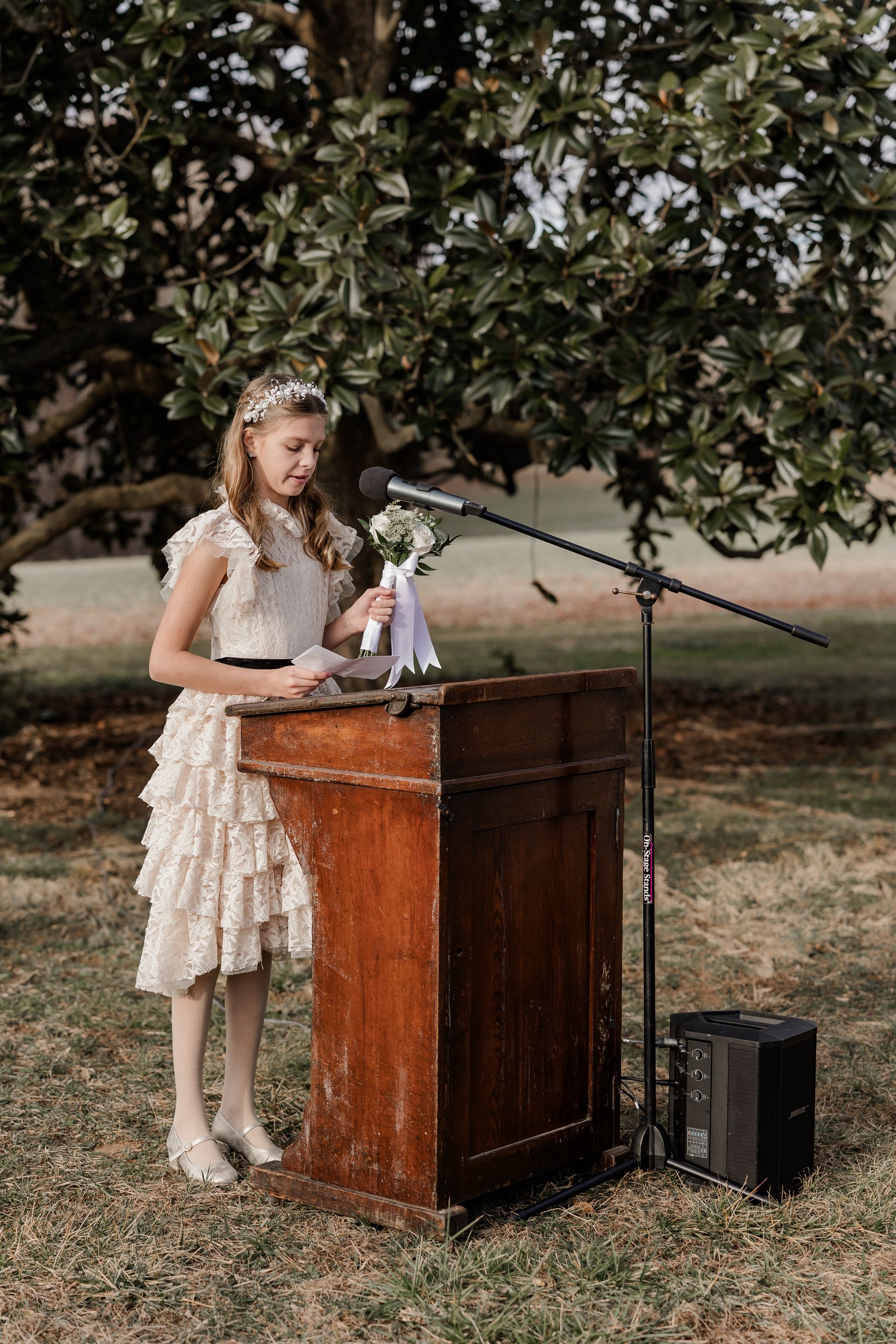 WOOD-EVENT-PODIUM-RENTAL