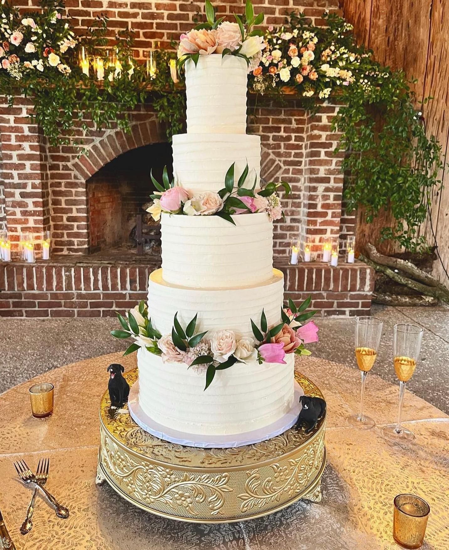 JAE'S-CAKES-WEDDING-CAKE