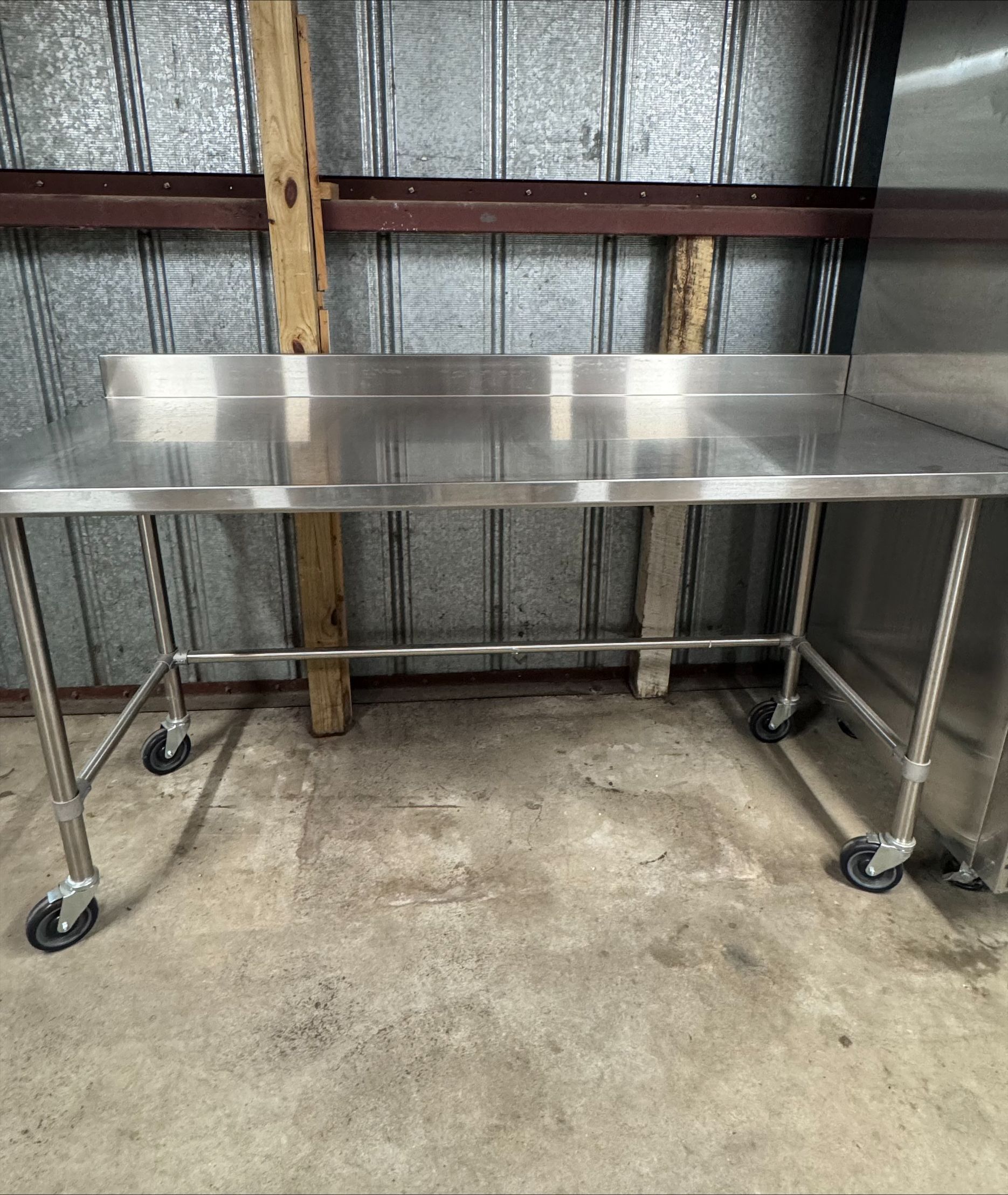 PREP-KITCHEN-INCLUDED