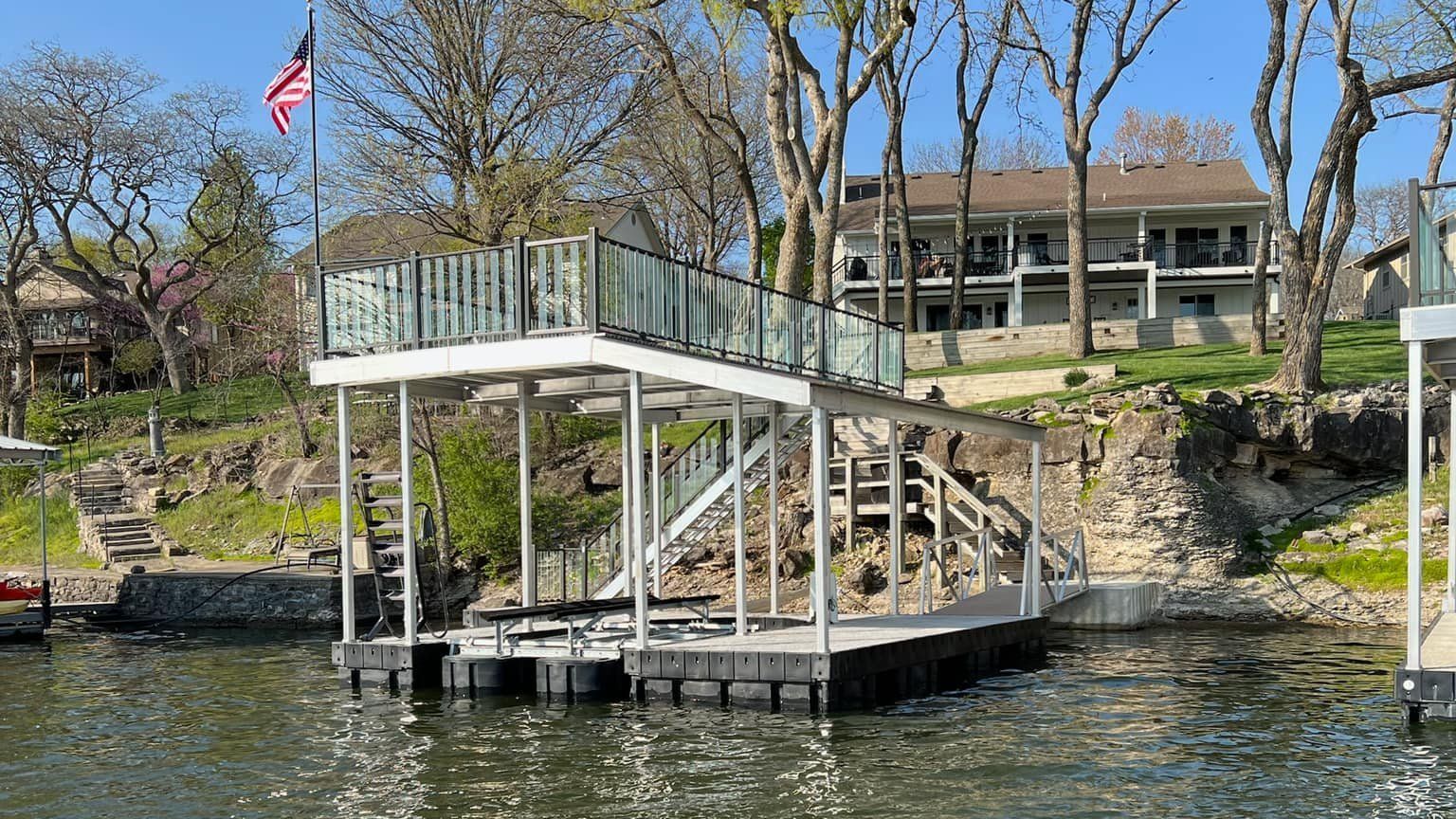 Mac’s Docks Is the Leading Dock Builder at Longview Lake, Lake Jacomo, Creekmoor, & Prairie Lee.