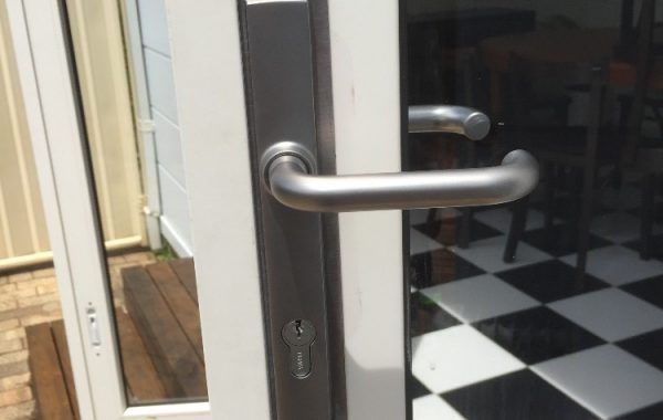 Locksmith Wollongong for Glass Door Locks