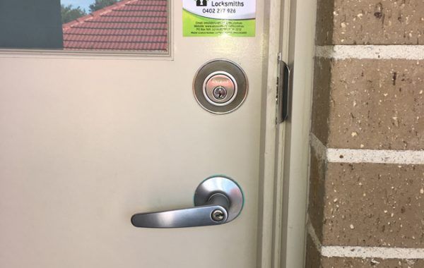 Locksmith Wollongong for External and Internal Door Locks
