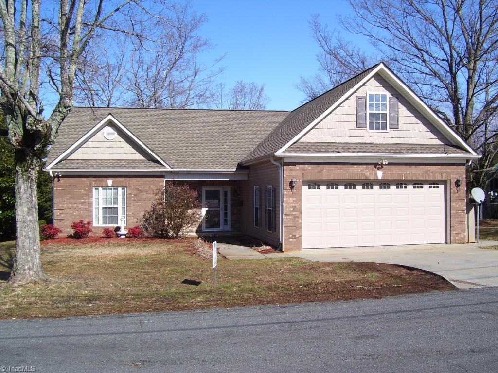 213 Cherry Street exterior