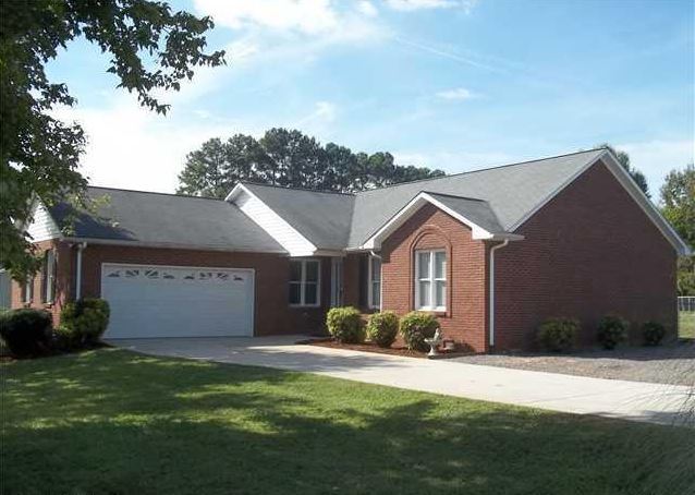 416 East Lake Drive exterior