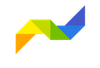 Una freccia origami colorata su uno sfondo bianco