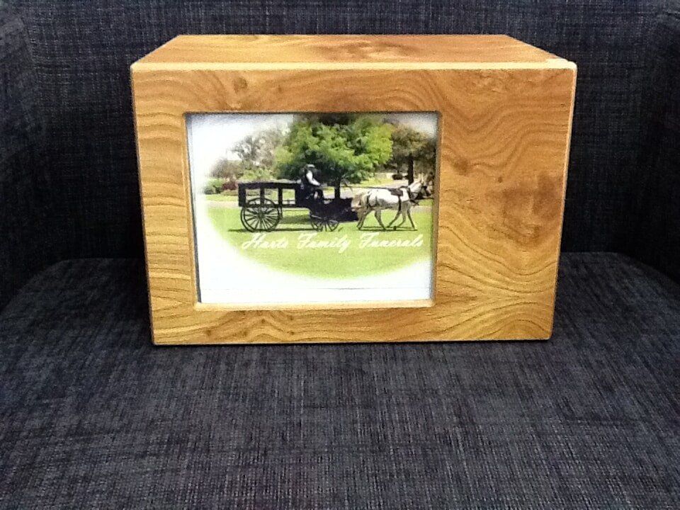 Cube Photo Urn - Large – Funeral tributes in Rockhampton, QLD