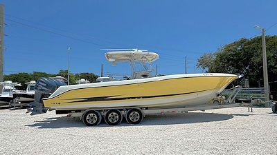 FOR SALE: 2006 Hydra-Sports Vector 3300 CC Boat for Sale by Boat Depot in Key Largo, FL