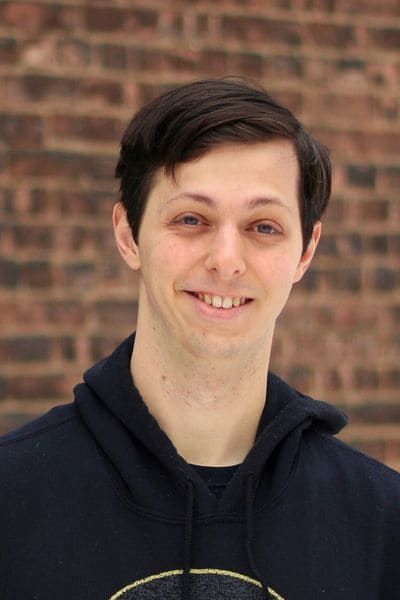 Seth Garrett headshot, tour guide at Tasty Tours NYC