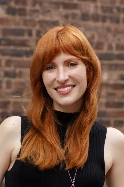 Emily Pearse headshot, tour guide at Tasty Tours NYC