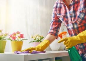 Cleaning the shelf — residential cleaning service in Philadelphia, PA