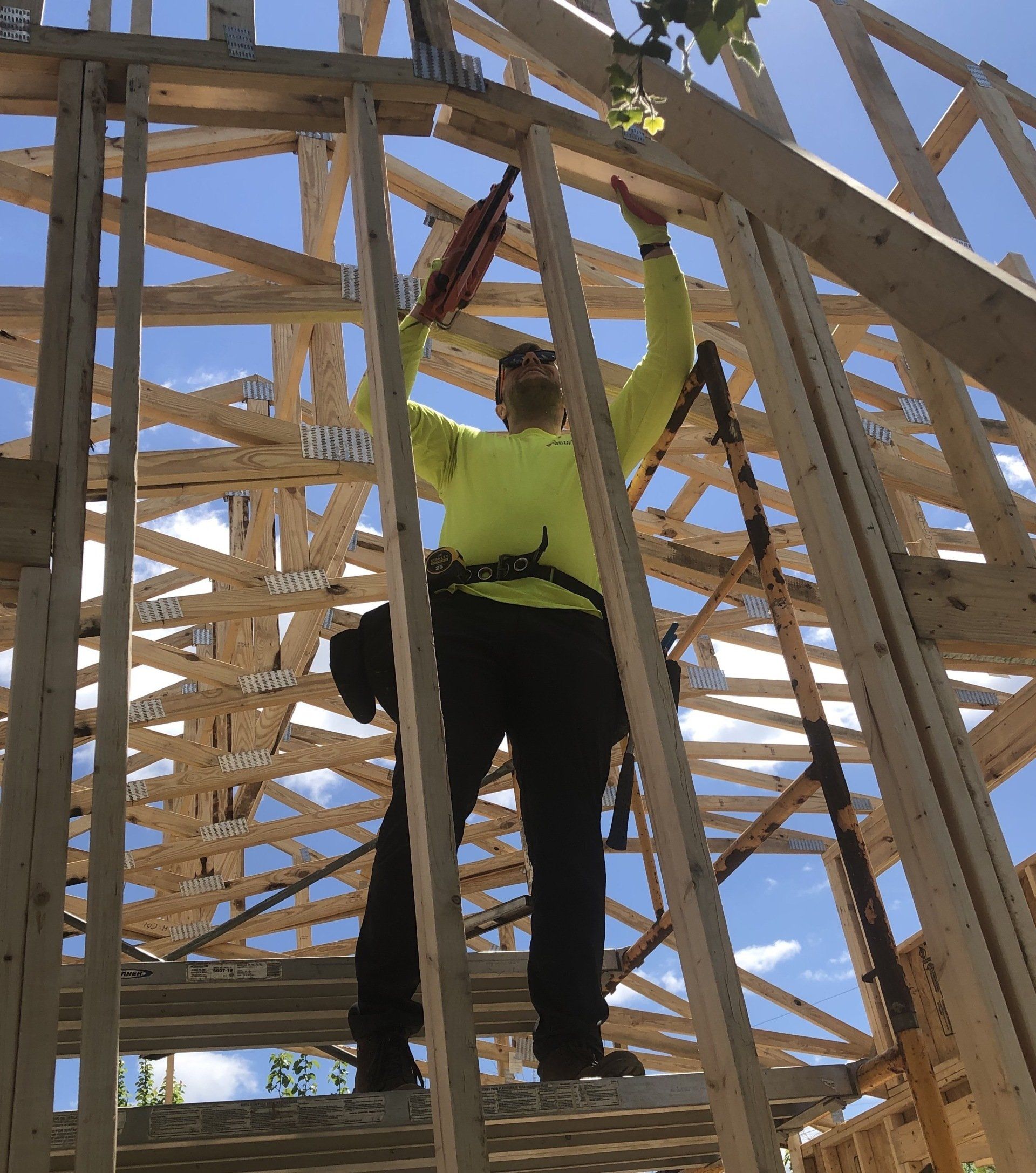 Image of RETEX’s Josh Lewis volunteering with Richmond Habitat for Humanity in April 2021.