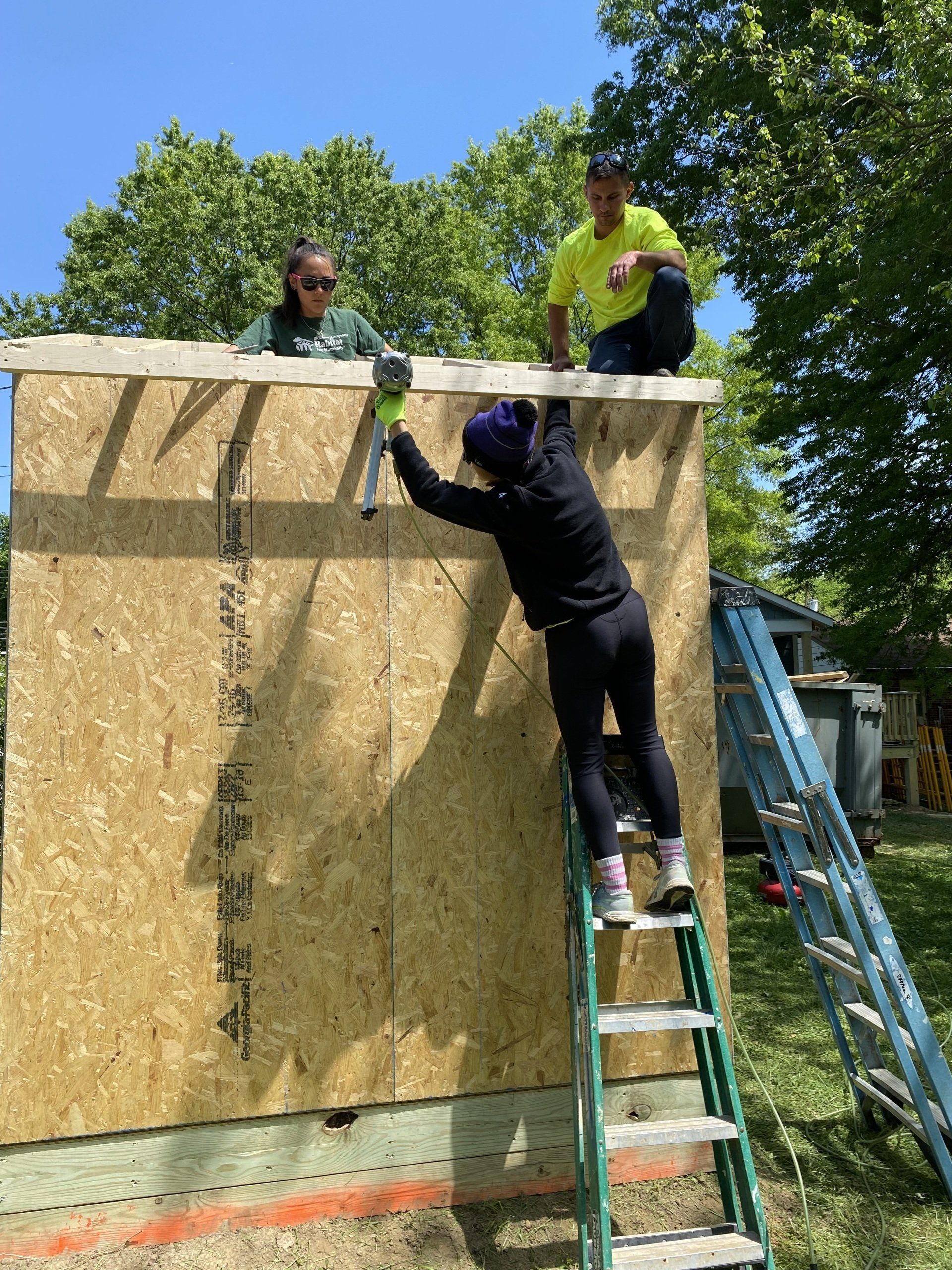 Image of RETEX’s Katelyn Lewis volunteering with Richmond Habitat for Humanity in April 2022.