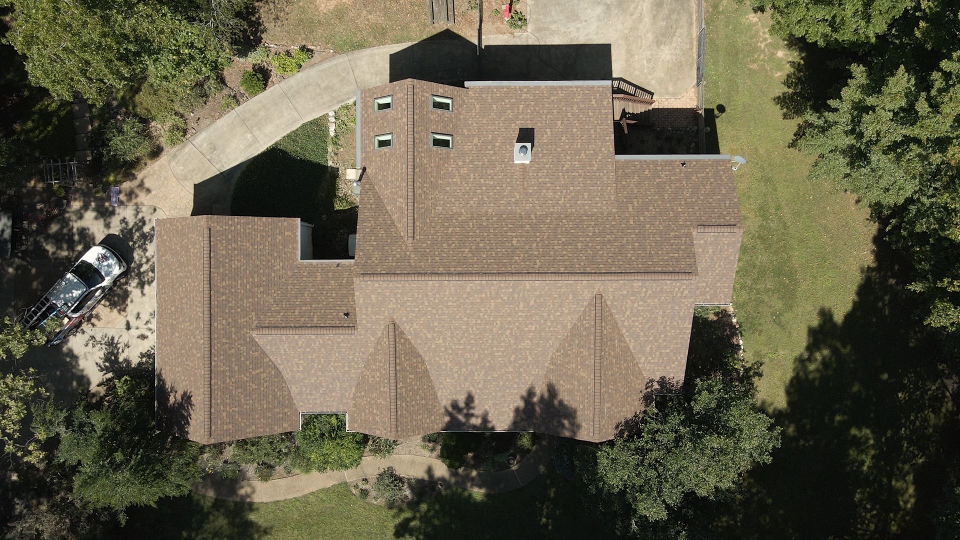 Photo of RETEX roof replacement in Richmond VA. GAF Timberline Charcoal architectural asphalt shingles.