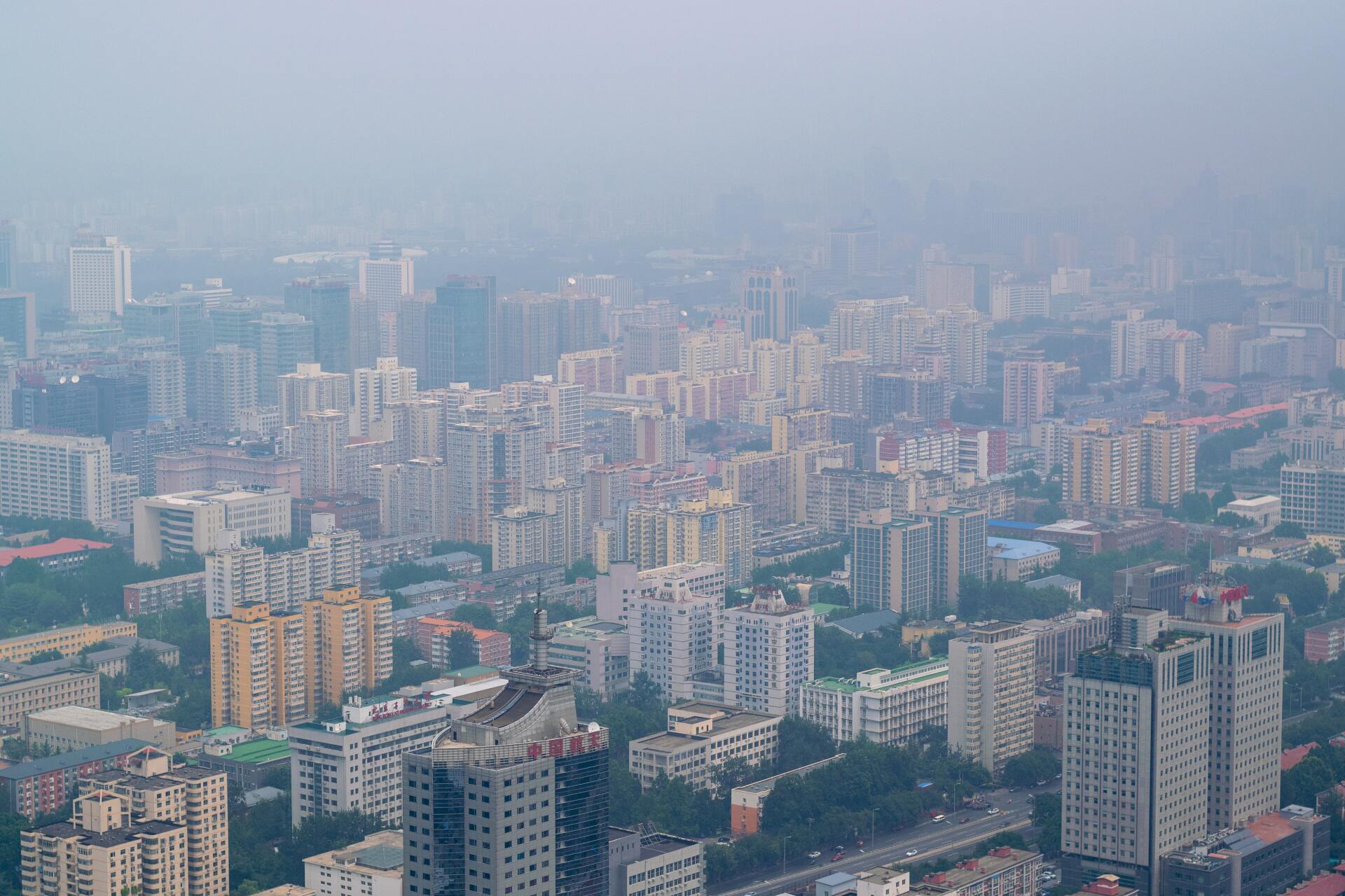Ciudad con contaminación en el aire