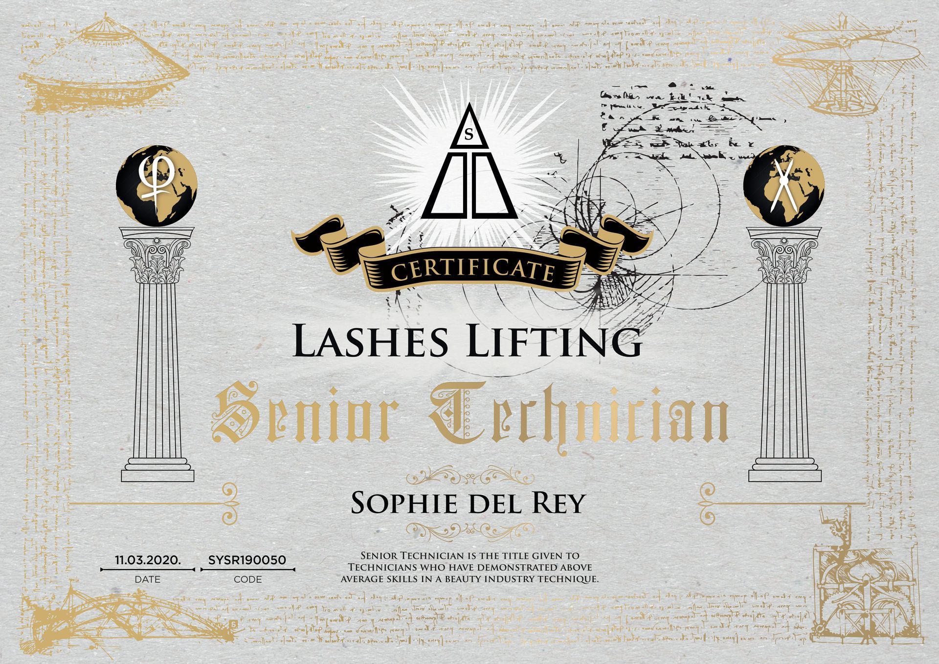 Certificaat voor Senior Lashes Lifting Technician, met logo, decoratieve pilaren en de naam