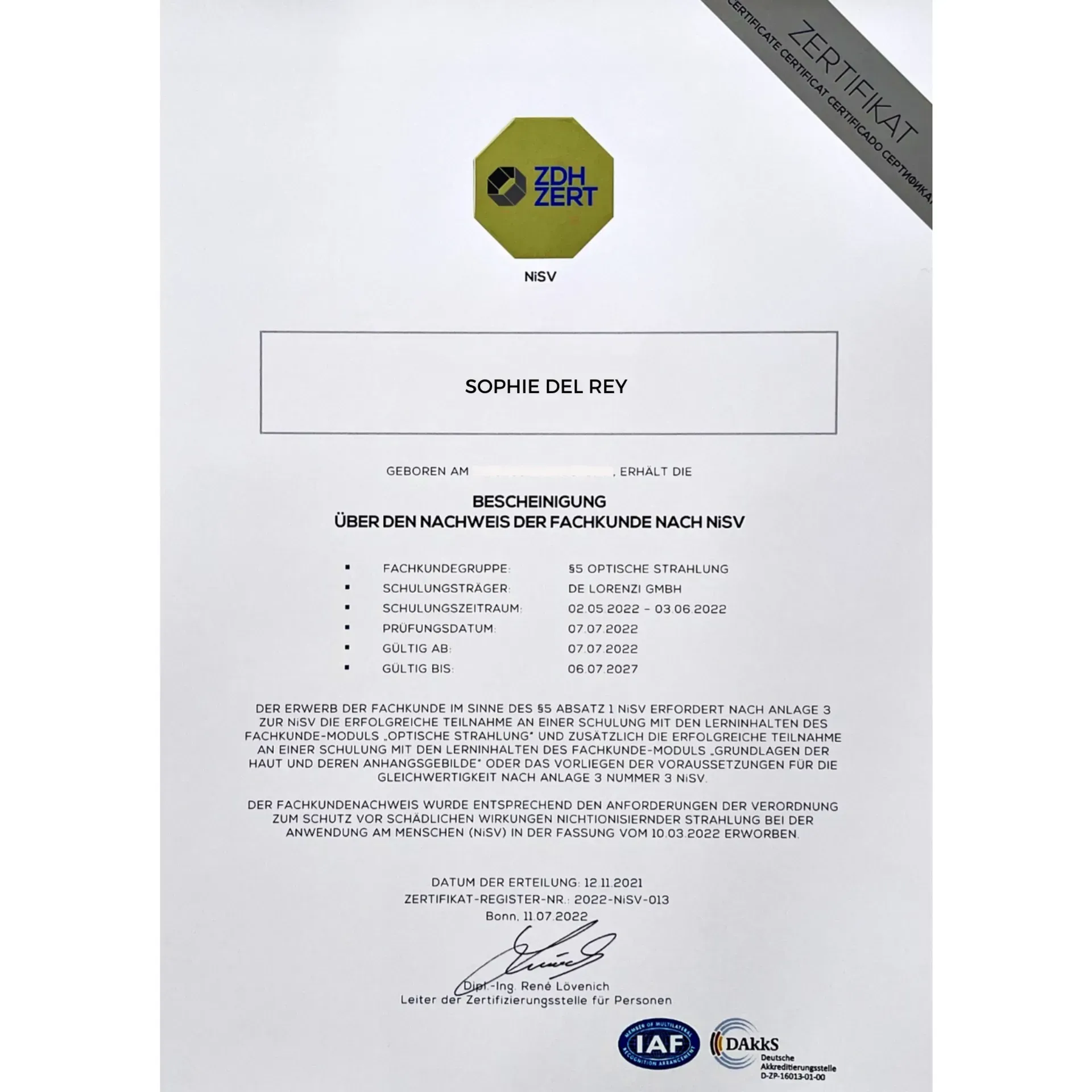 Certificaat met logo en tekst over certificeringsnormen.