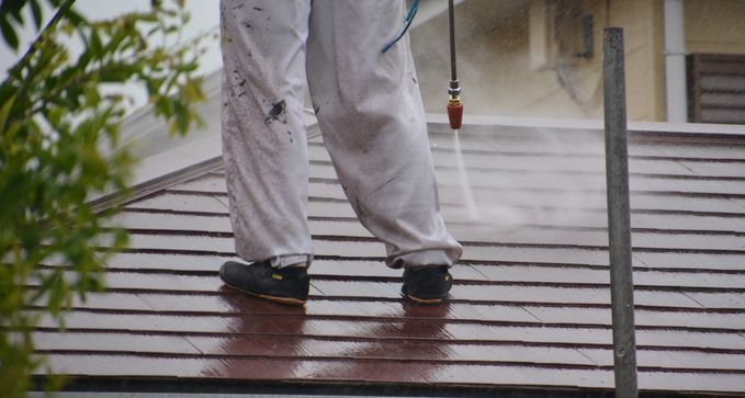 efectuar limpieza completa del tejado a bajo coste en pioz, guadalajara