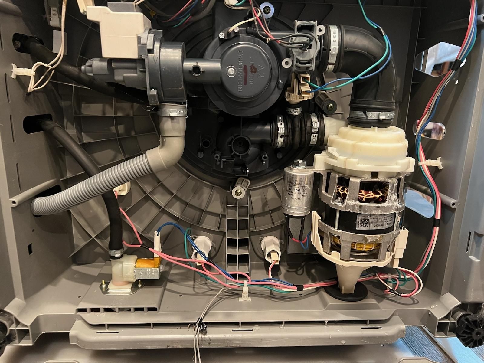 Dishwashers are life savers! They save us water too! Did you know that we use WAY more water handwashing then our dishwasher?