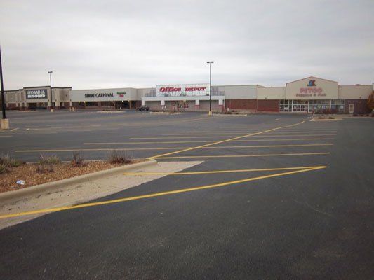 Parking Lot Area — Bloomington, IL — McLean County Asphalt Co.