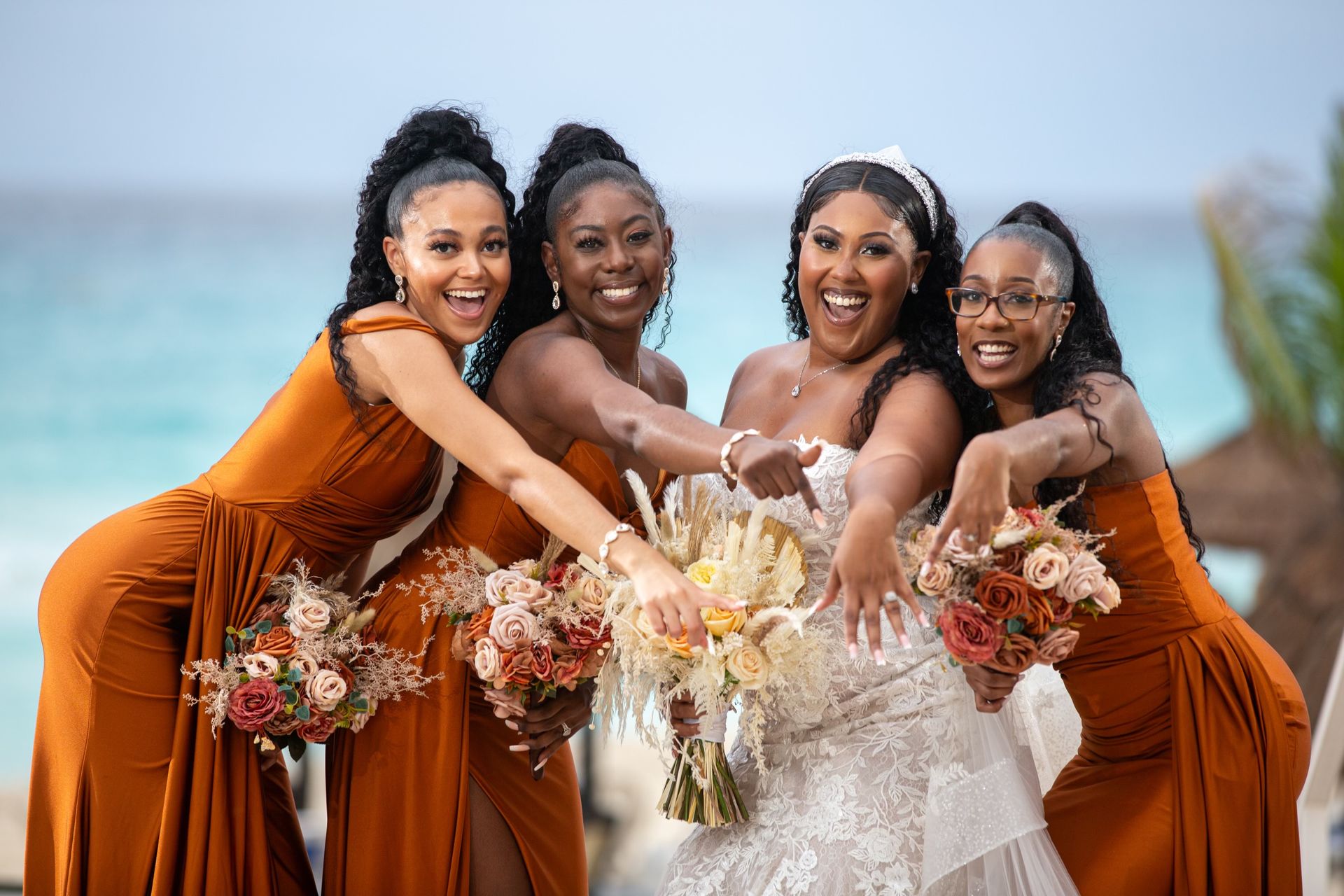 Bride & Bridesmaides