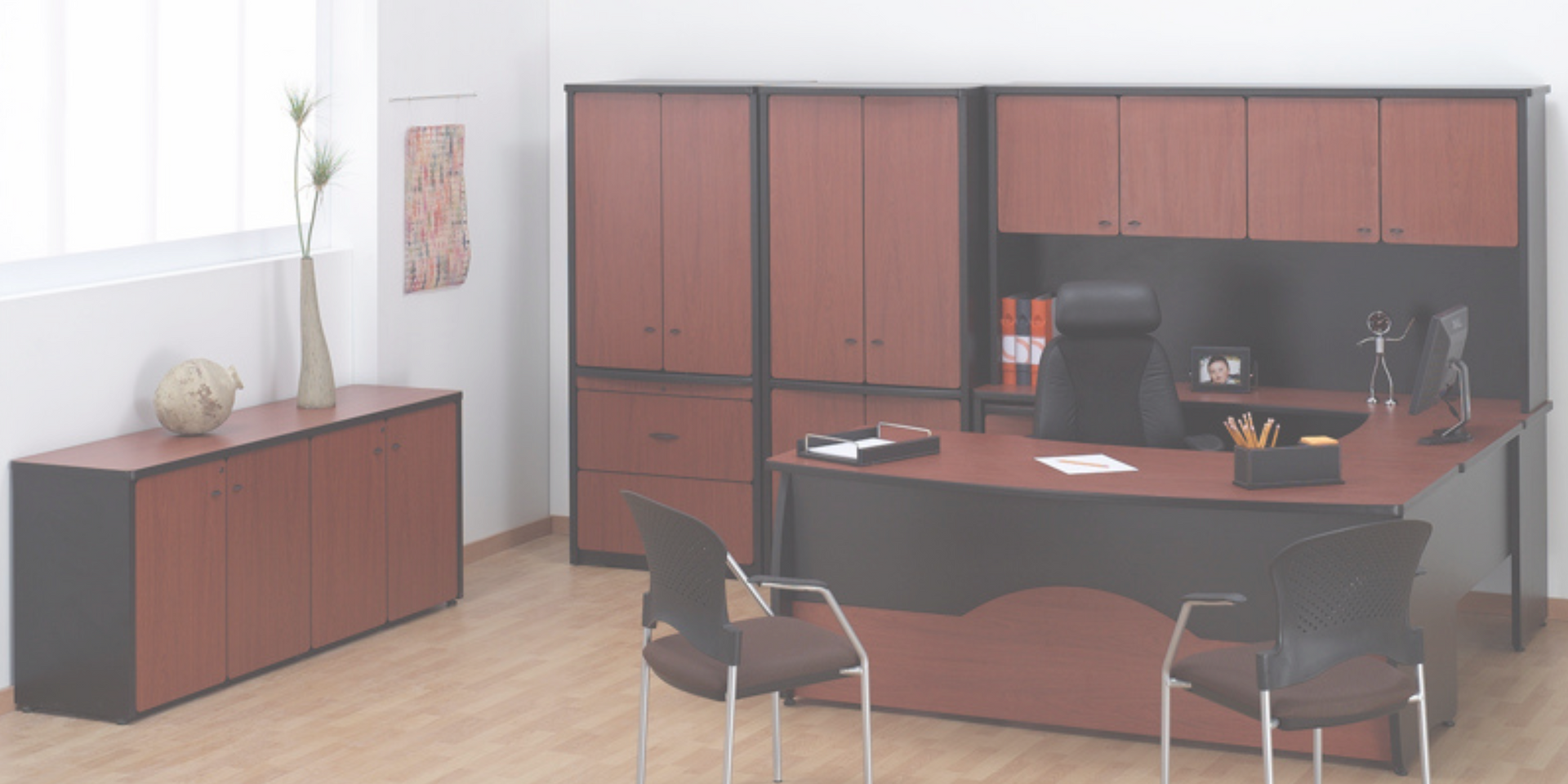 MOBILIARIO DE MADERA