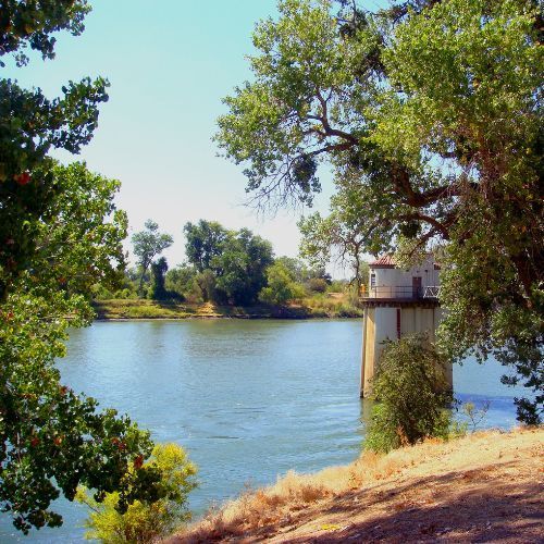 Sacramento River, Sacramento