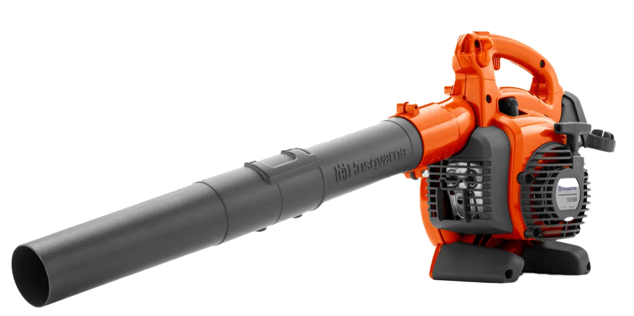 Un souffleur de feuilles Husqvarna est montré sur un fond blanc.