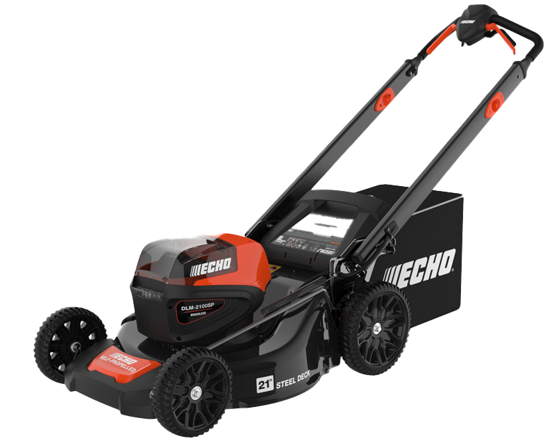 Une tondeuse à gazon echo noire et rouge sur fond blanc.