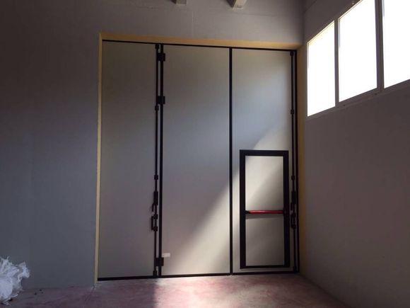 installation of sectional doors