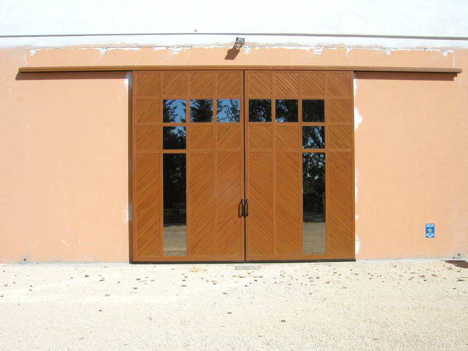 installazione di porte a movimentazione manuale